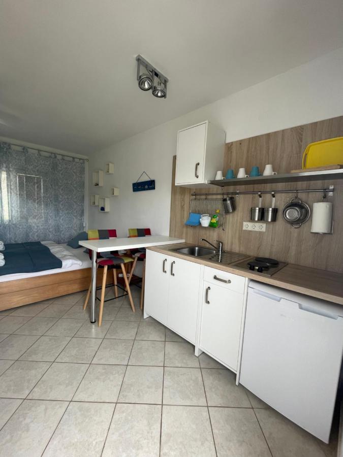 Sukosan Studio Apartman Buitenkant foto